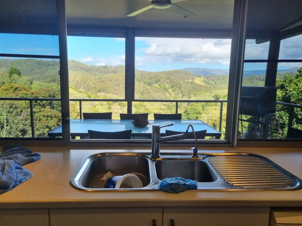 Professional window cleaning North Brisbane home exterior